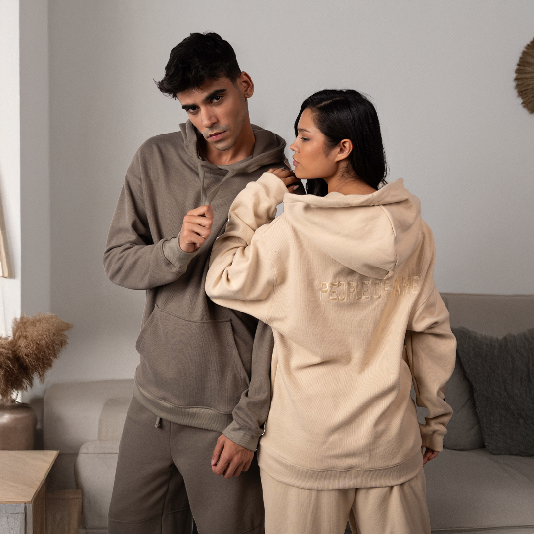 Sweatshirts & Hoodies